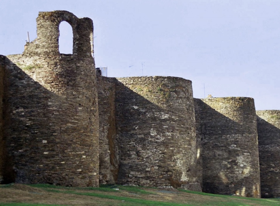Historia y Arqueología: MURALLA ROMANA DE LUGO